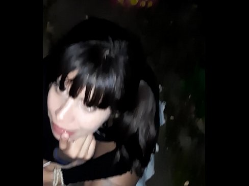 ❤️ 在街上膨胀的阴茎,以换取糖果 ❤️ Hard porn❤
